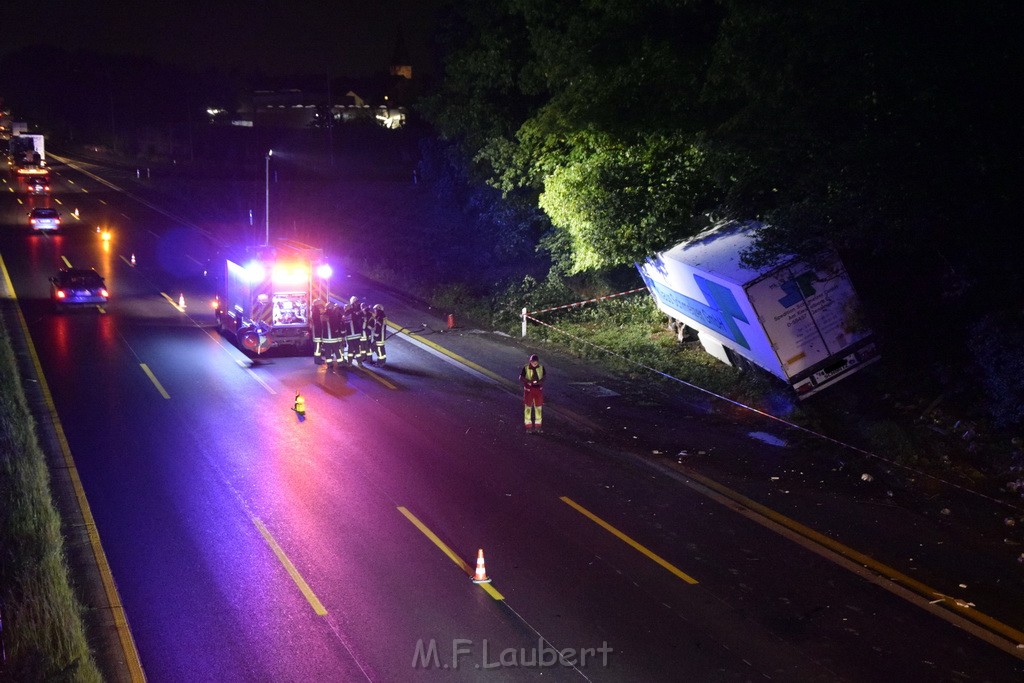 Schwerer VU A 3 Rich Oberhausen Hoehe AK Leverkusen P009.JPG - Miklos Laubert